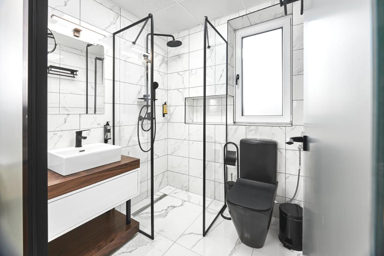 Mim Apartments Szkopje Kültér fotó