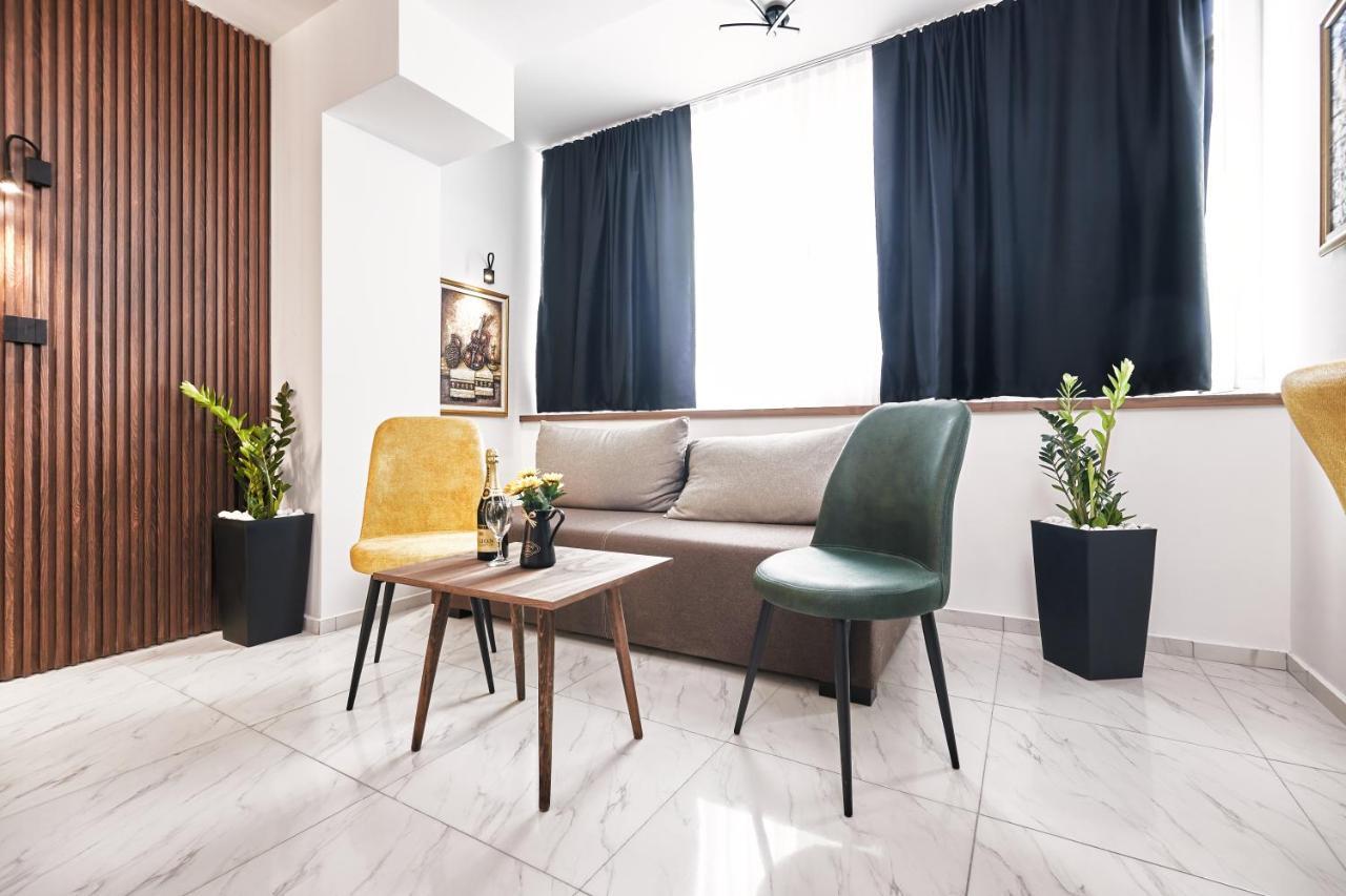 Mim Apartments Szkopje Kültér fotó
